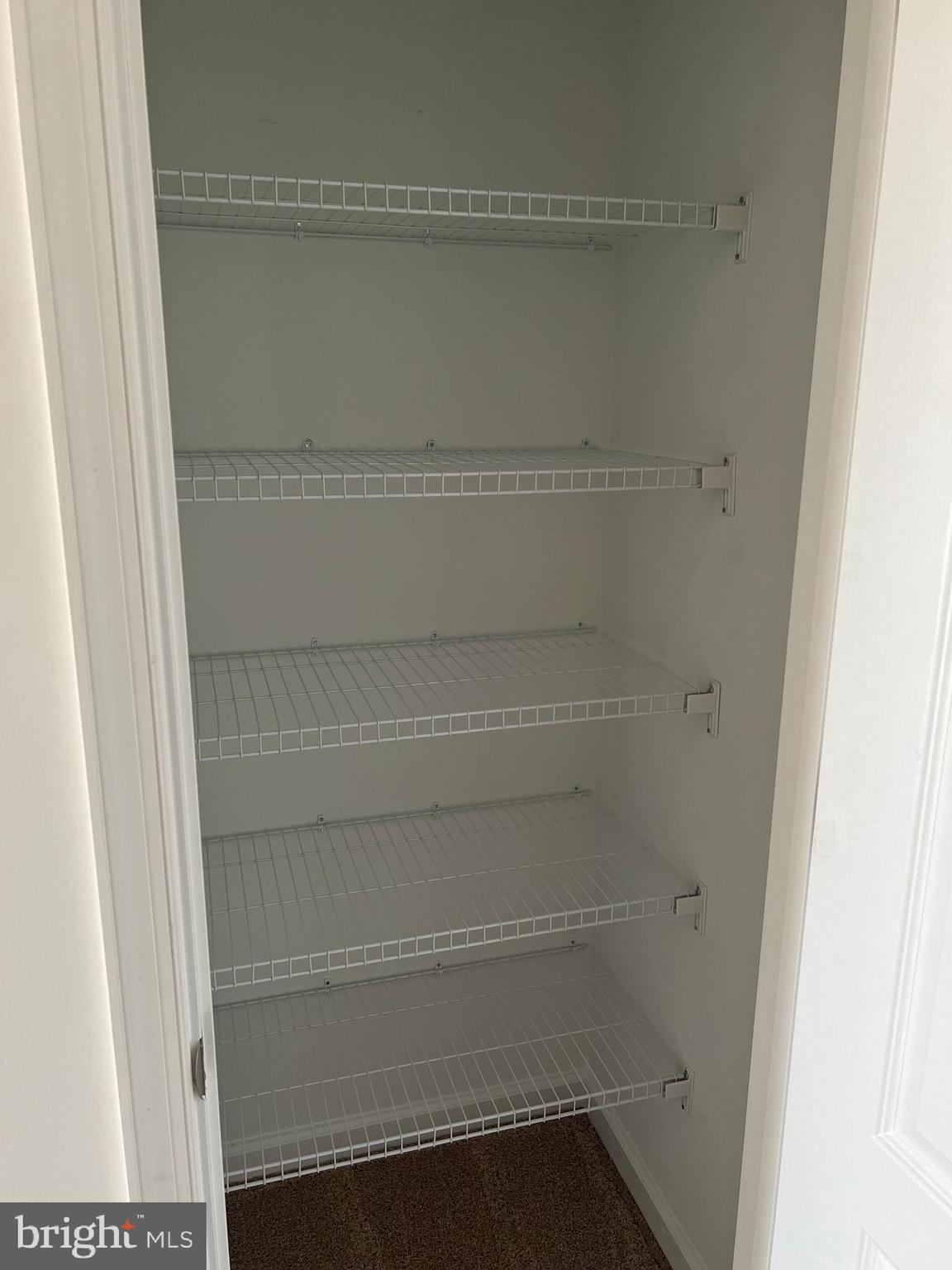 LOFTS AT CREEKSIDE - Residential Lease