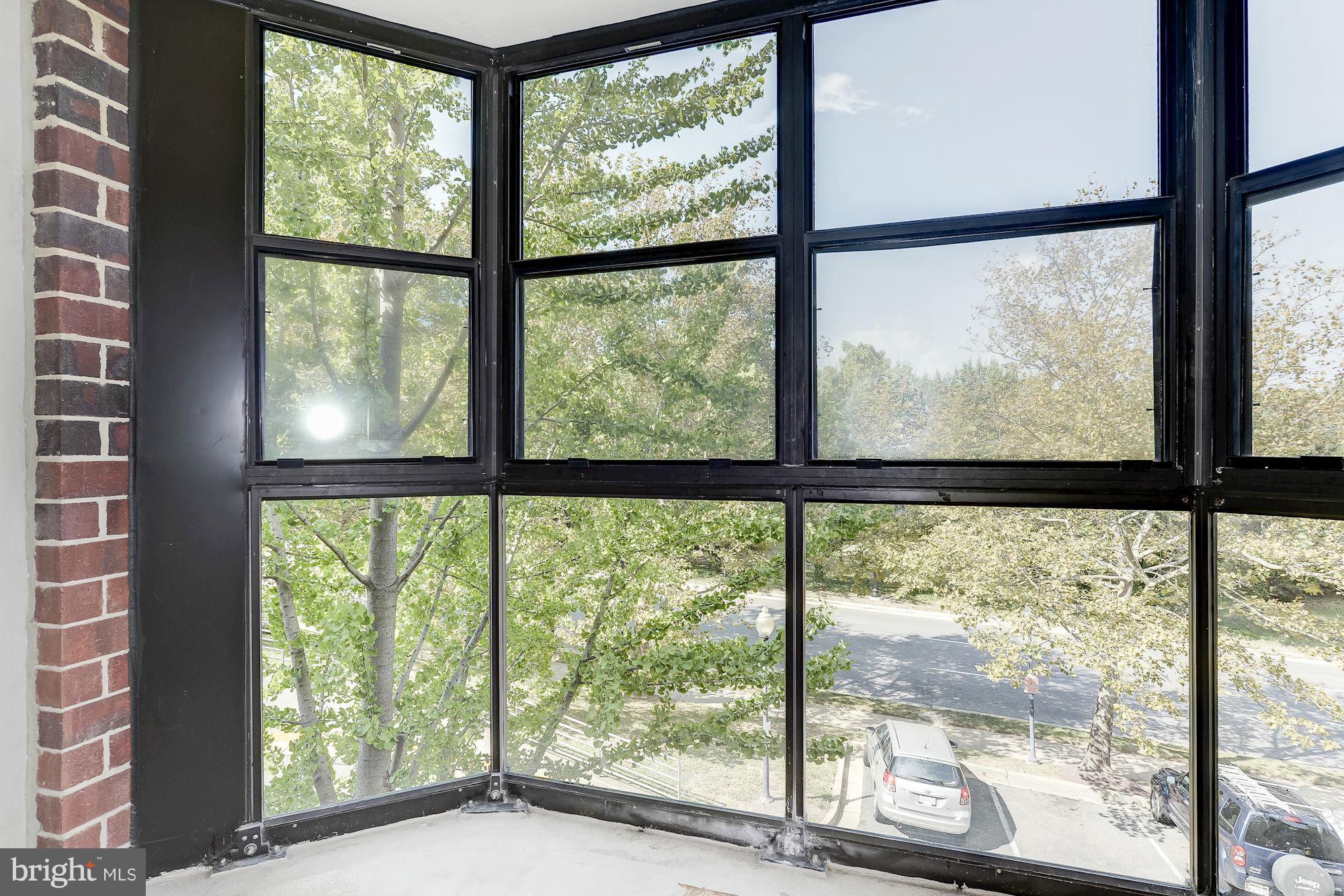 ASTORIA - Residential