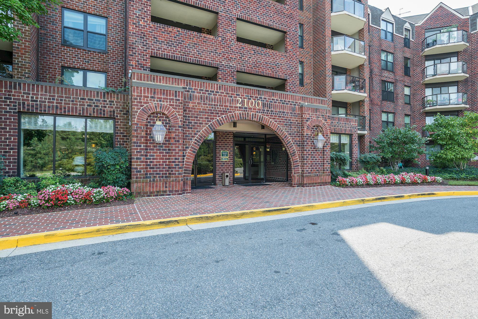 ASTORIA - Residential