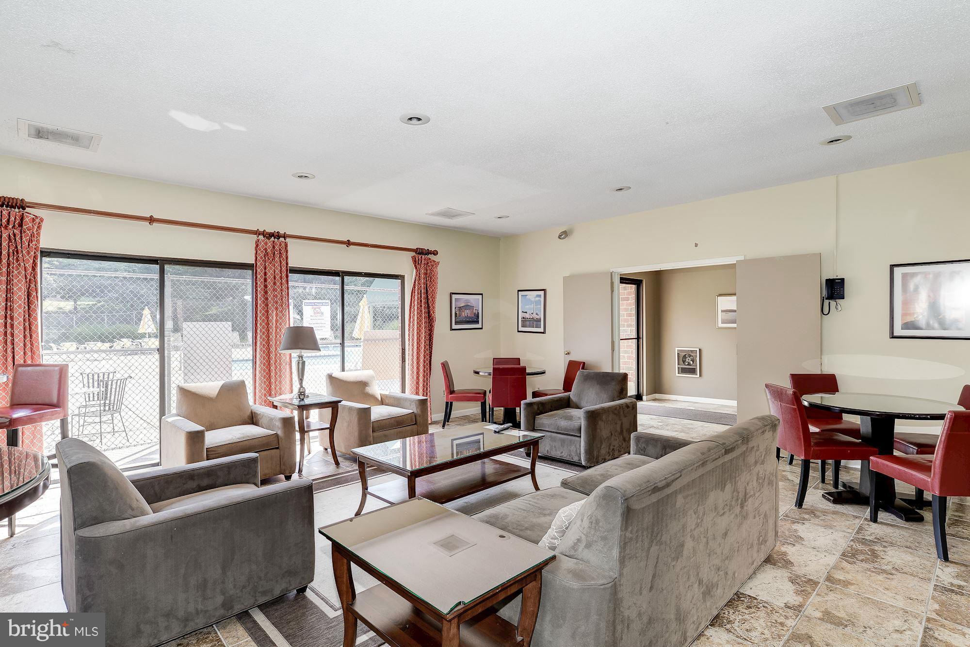 ASTORIA - Residential