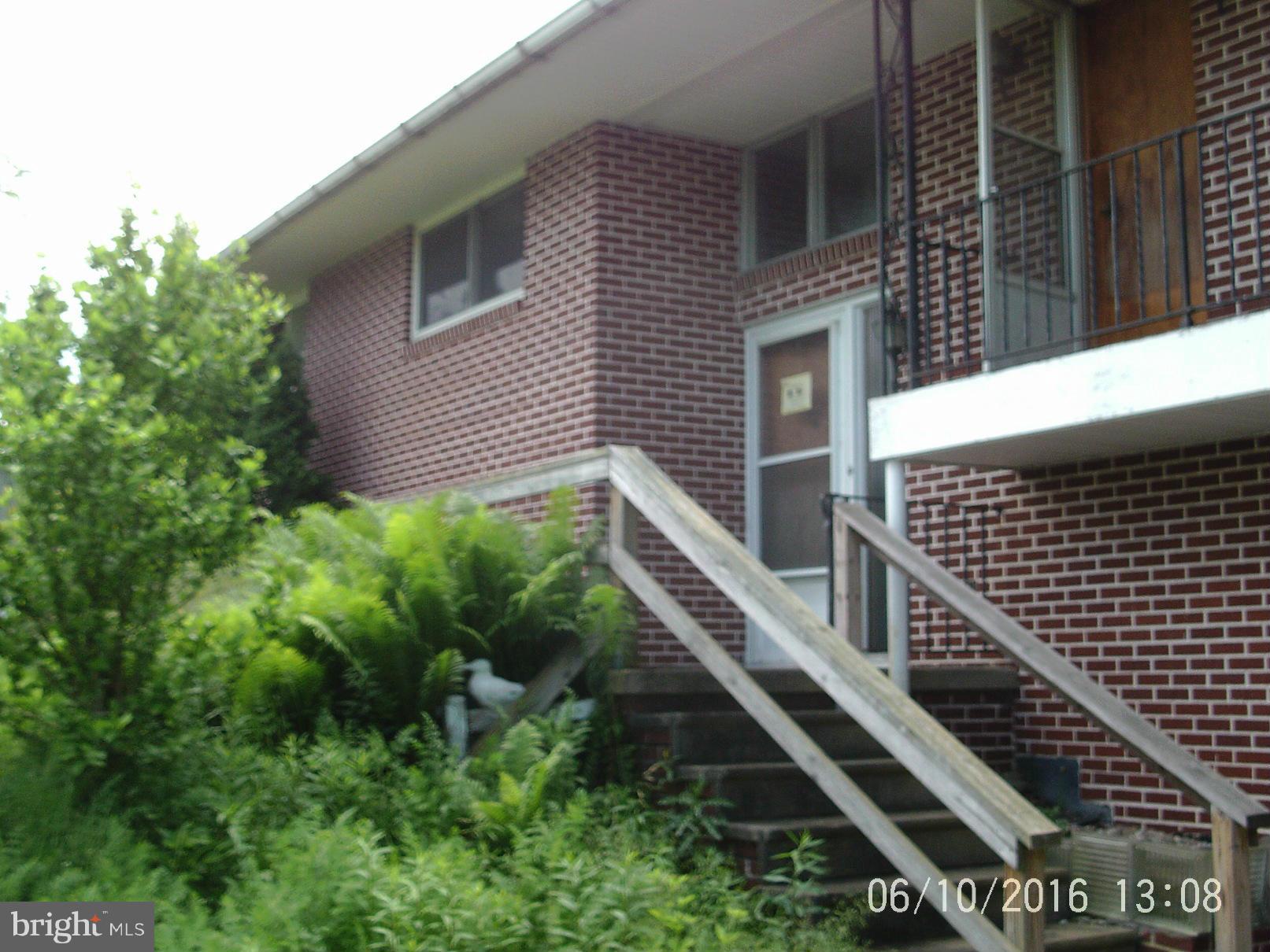 OAKLAND - Residential