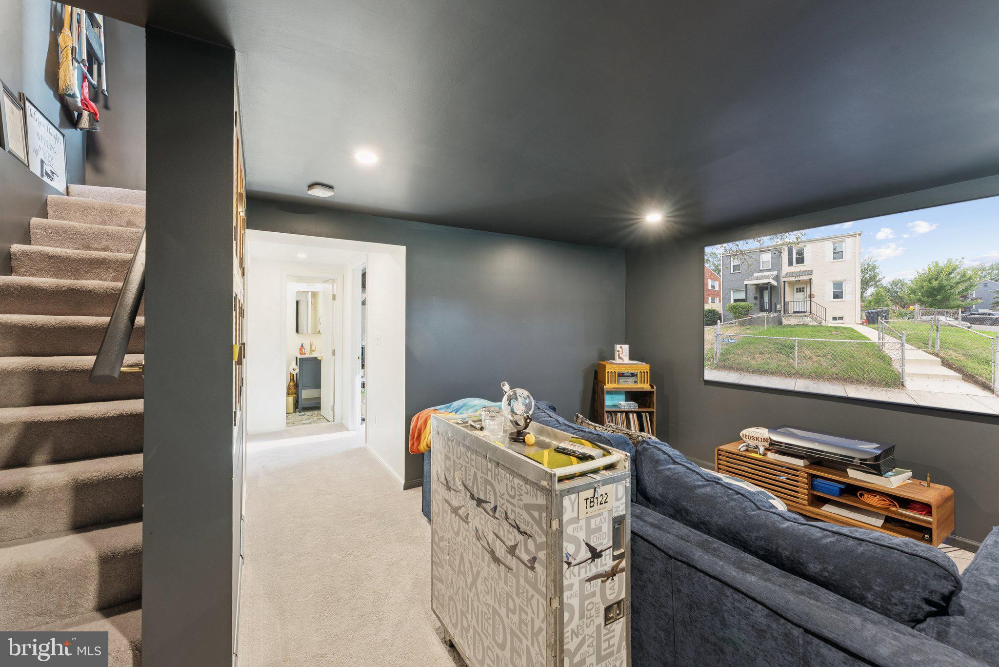 RIGGS PARK - Residential Lease