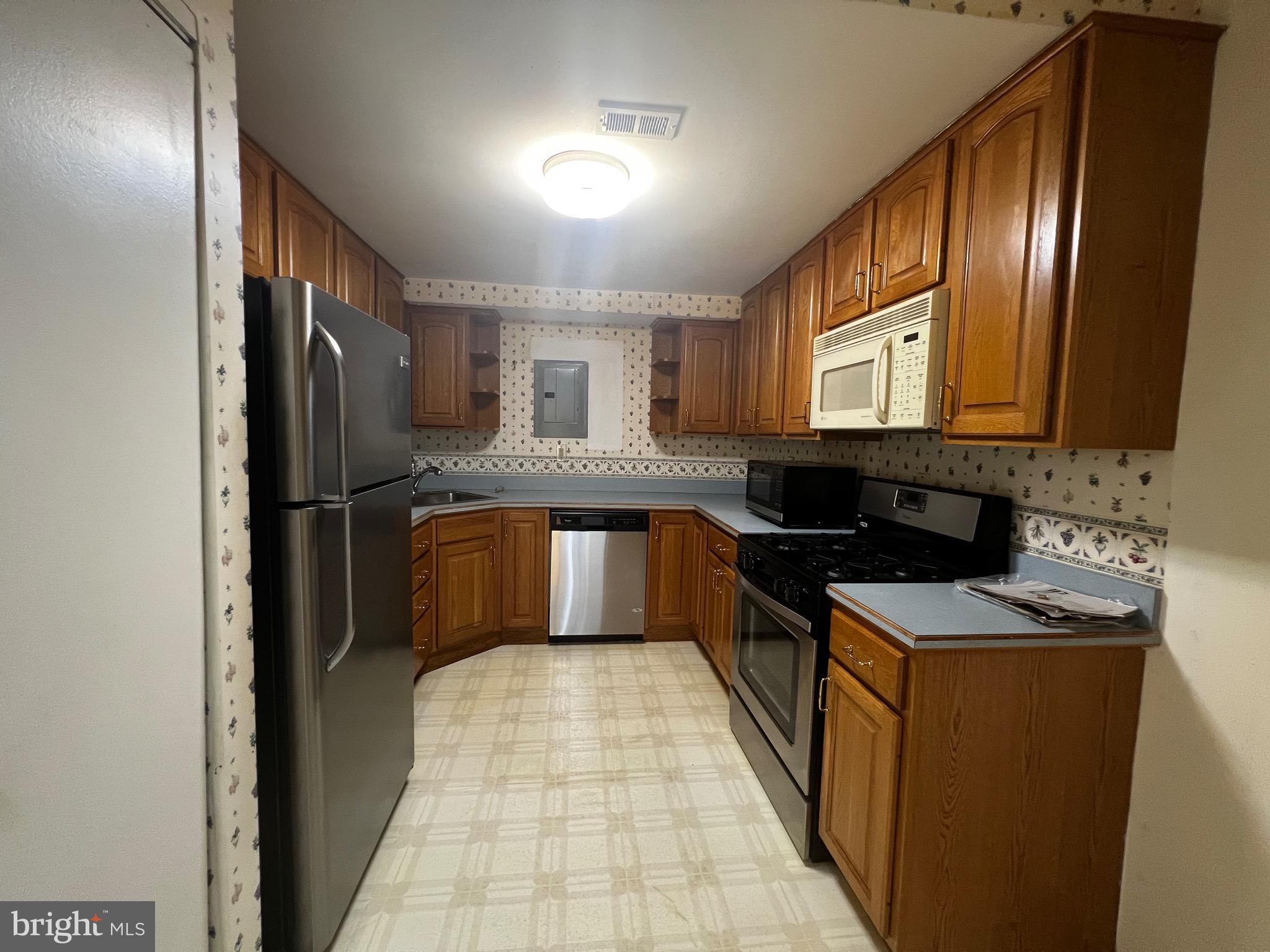 GREENBELT - Residential Lease