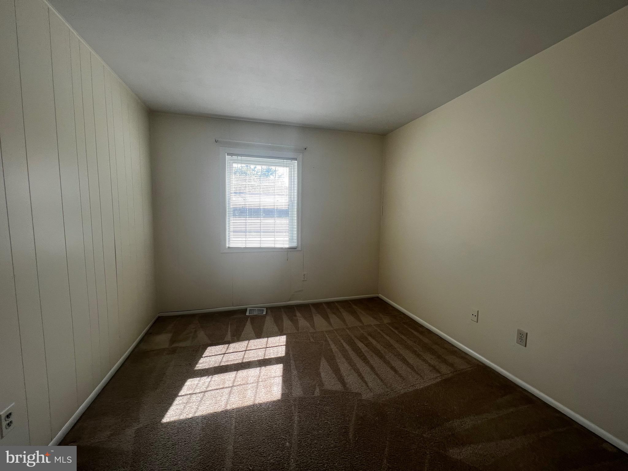 GREENBELT - Residential Lease