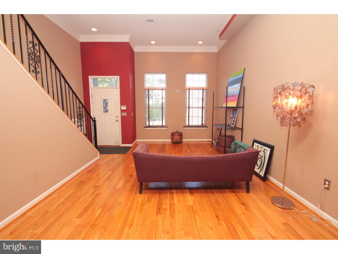 OLDE KENSINGTON - Residential Lease