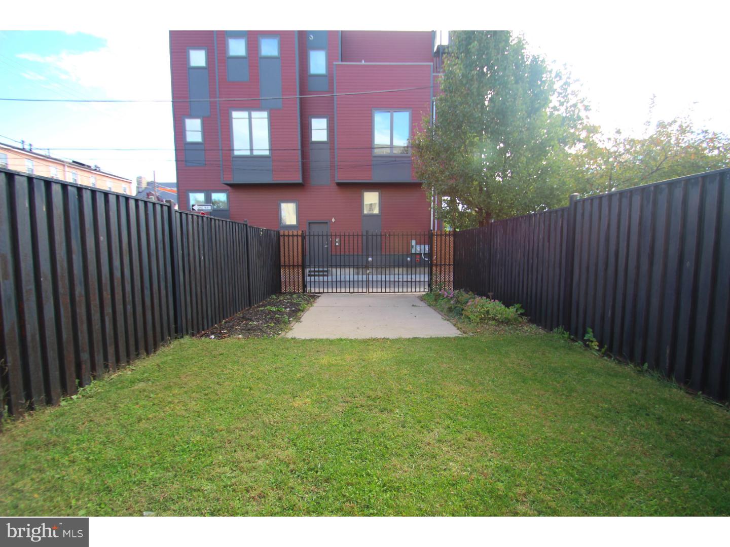 OLDE KENSINGTON - Residential Lease