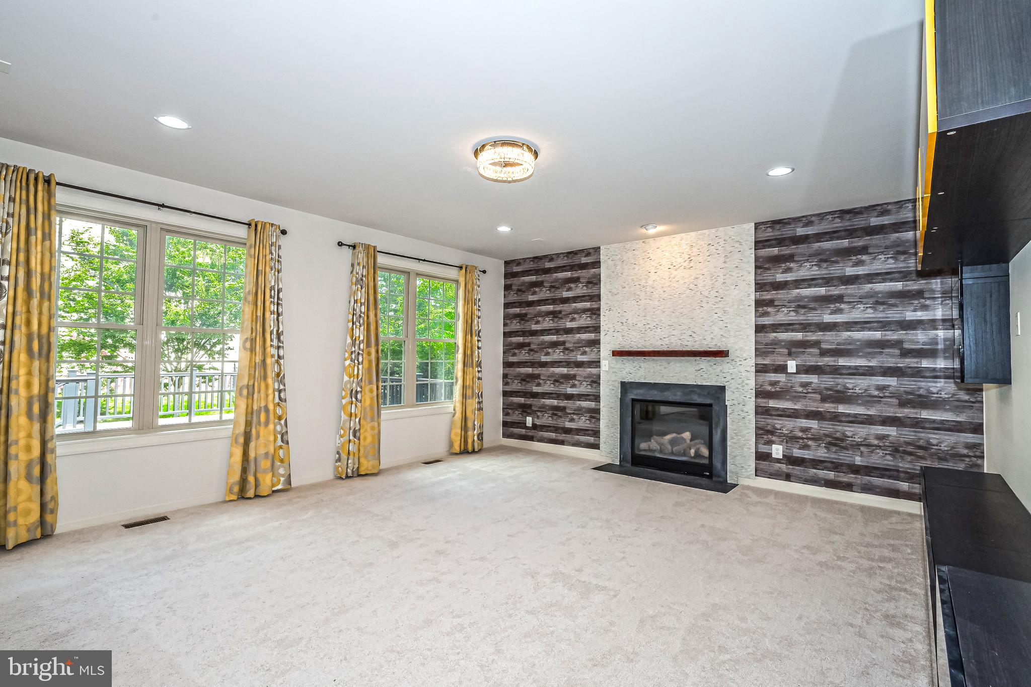 BRAMBLETON - Residential Lease