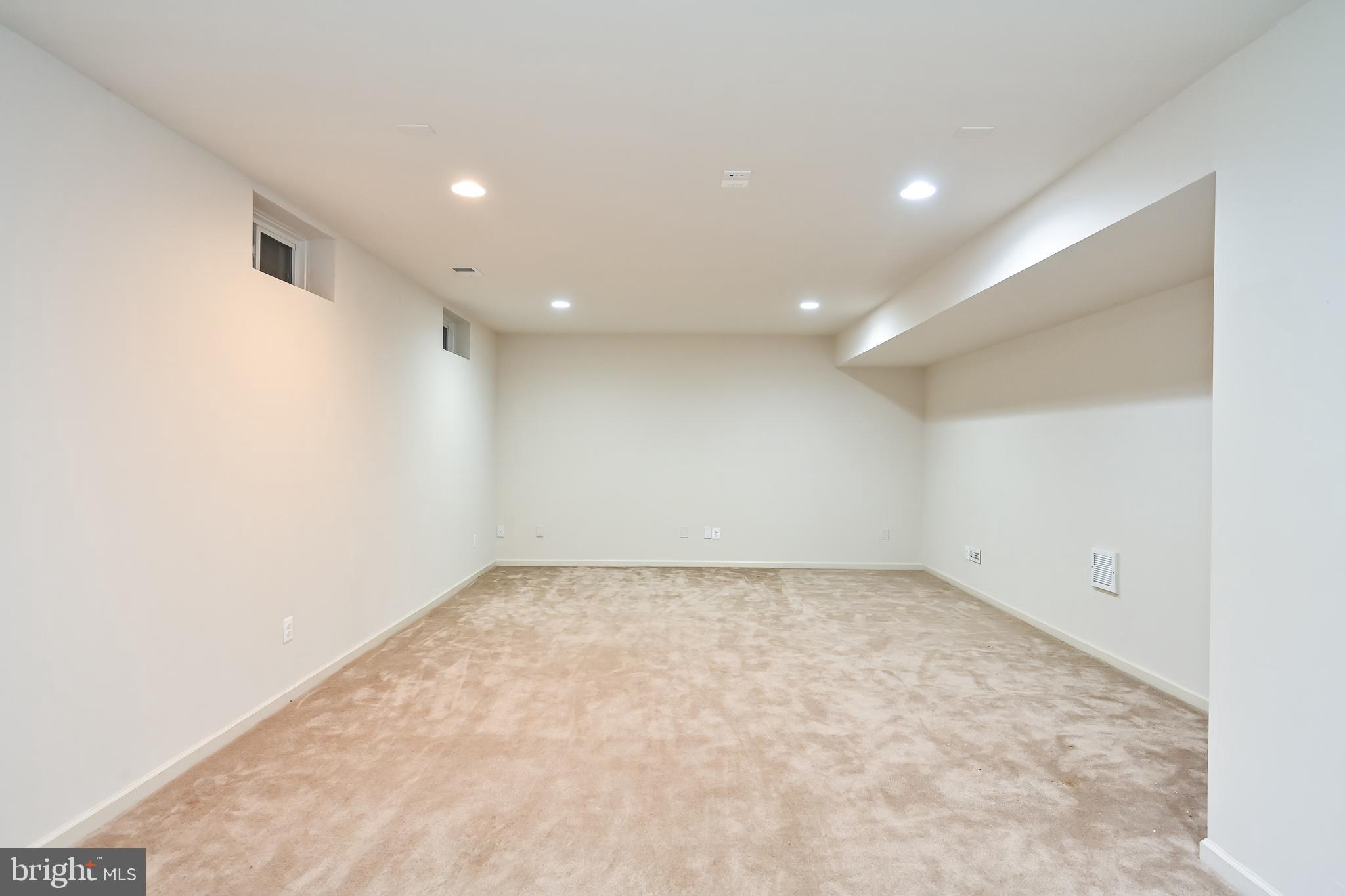 BRAMBLETON - Residential Lease