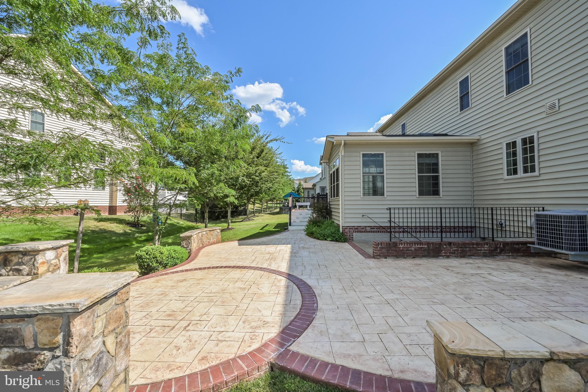 BRAMBLETON - Residential Lease