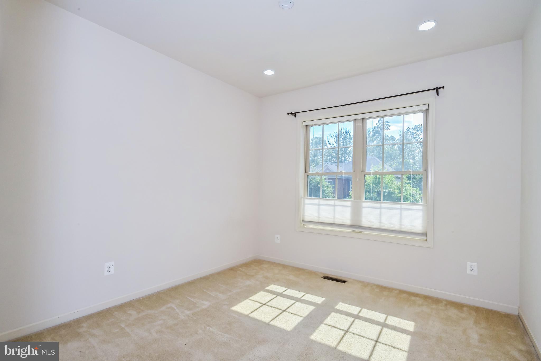 BRAMBLETON - Residential Lease