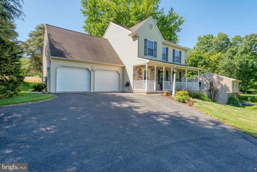 Photo of 1419 Drager Road, COLUMBIA, PA 17512 (MLS # PALA2088906)