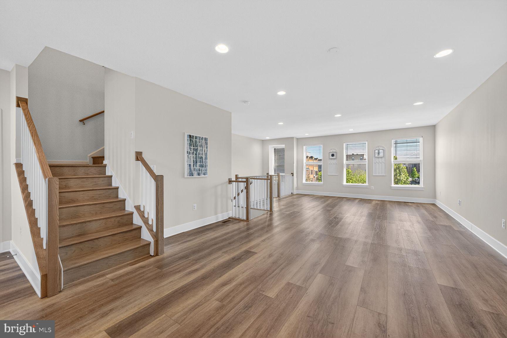 BRAMBLETON TOWN CENTER SOUTH - Residential
