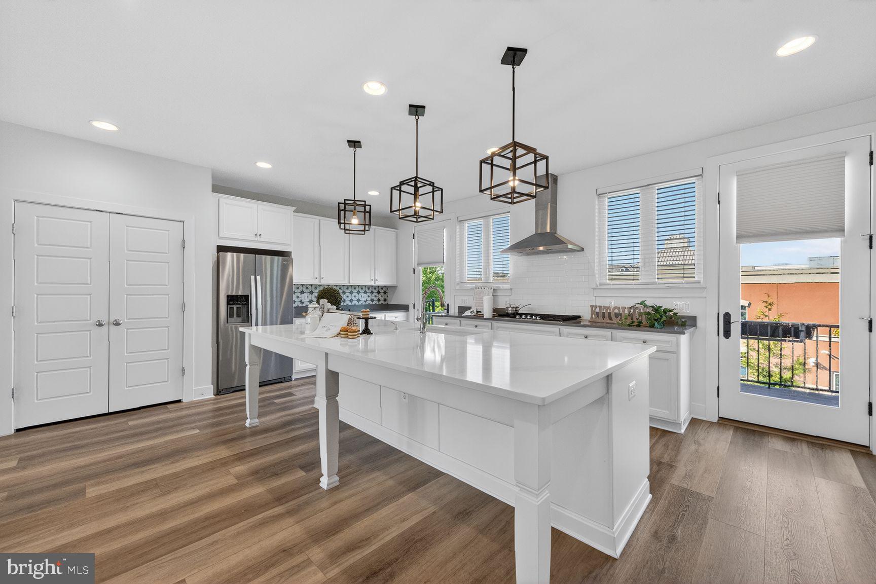 BRAMBLETON TOWN CENTER SOUTH - Residential