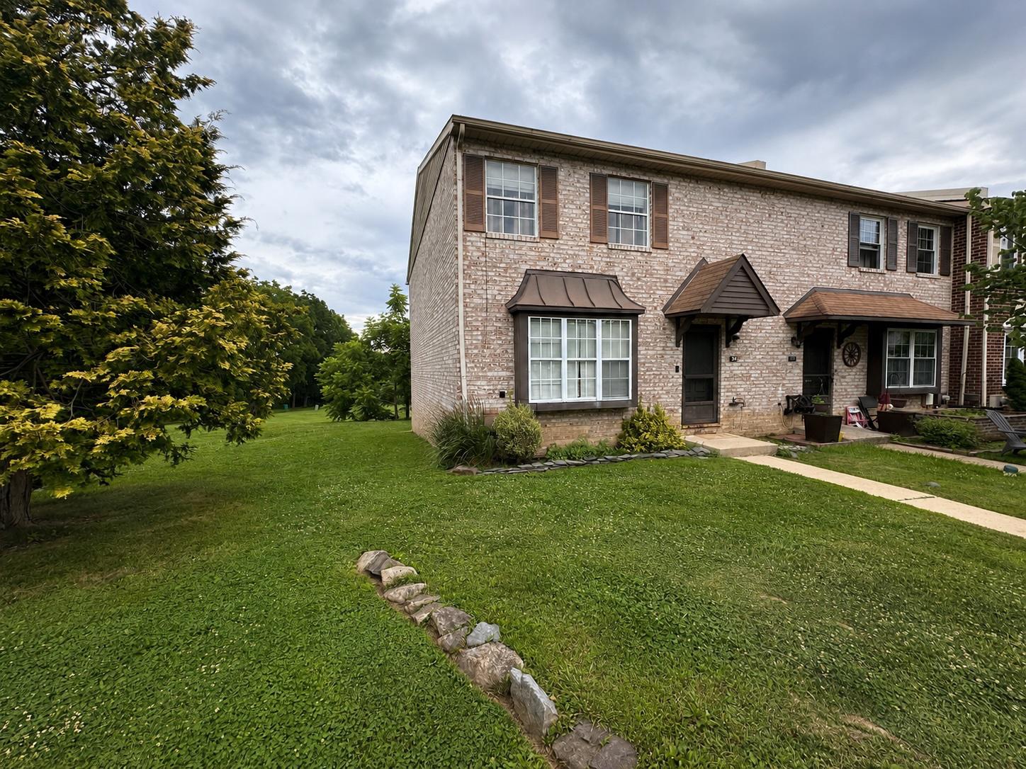 341 KIDWELLY COURT