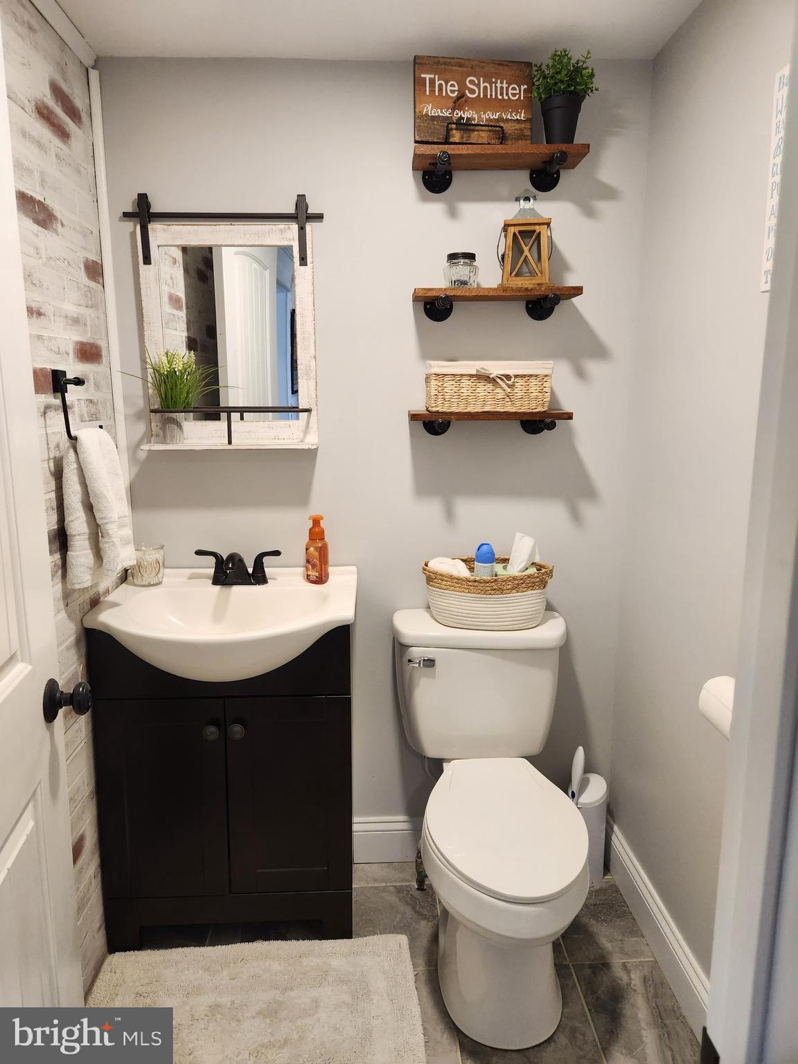 HARBOR VIEW - Residential Lease