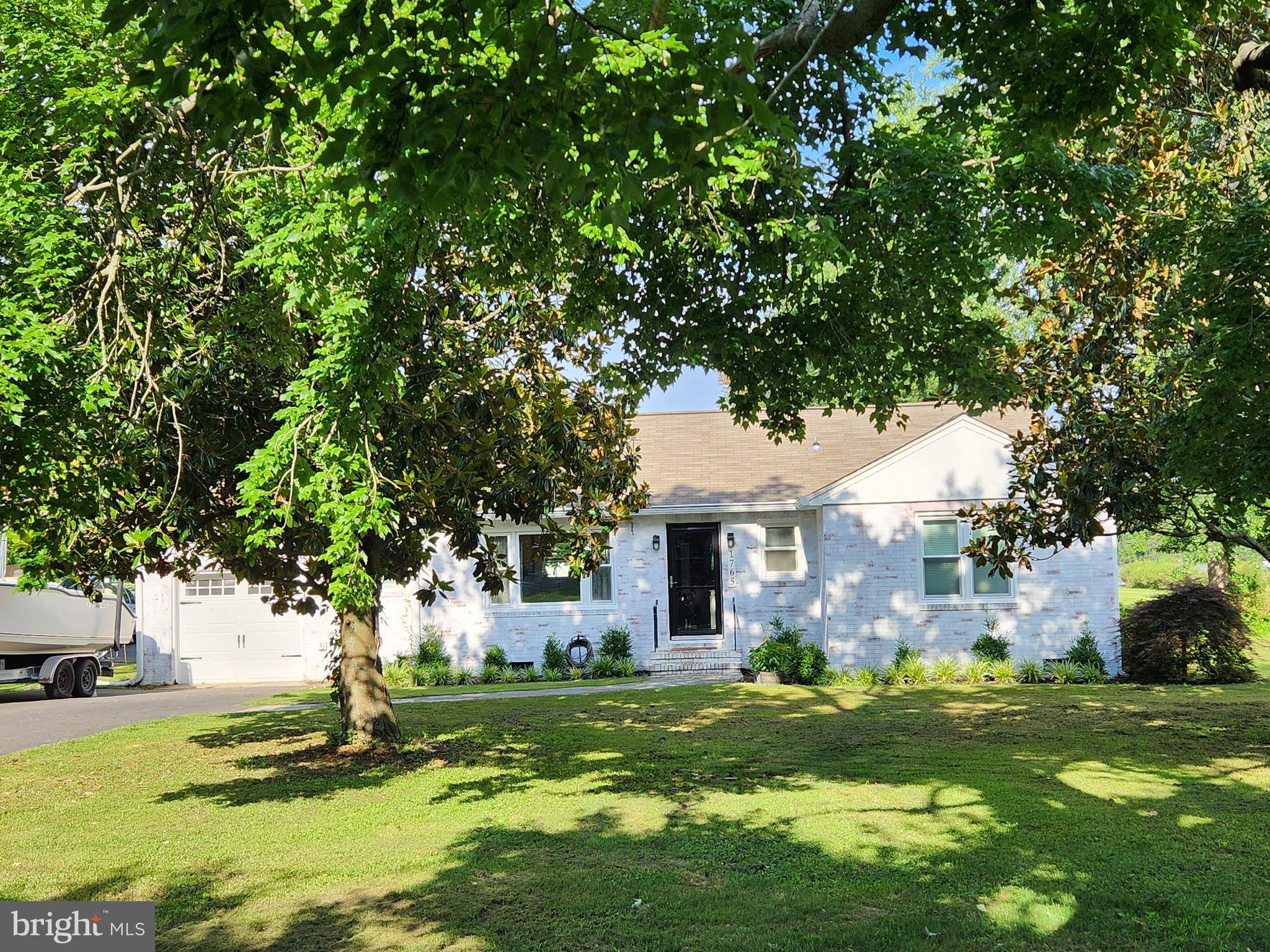 HARBOR VIEW - Residential Lease