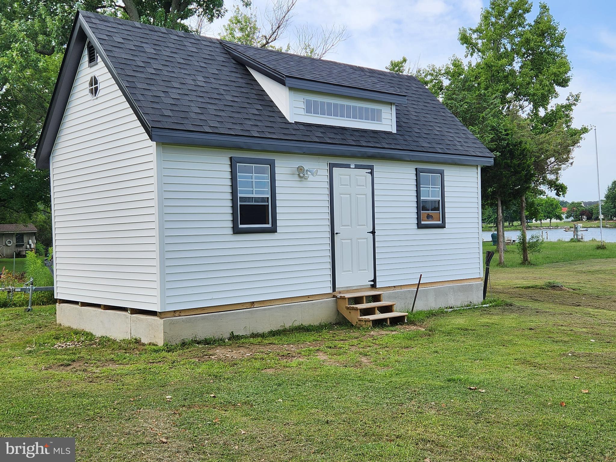 HARBOR VIEW - Residential Lease