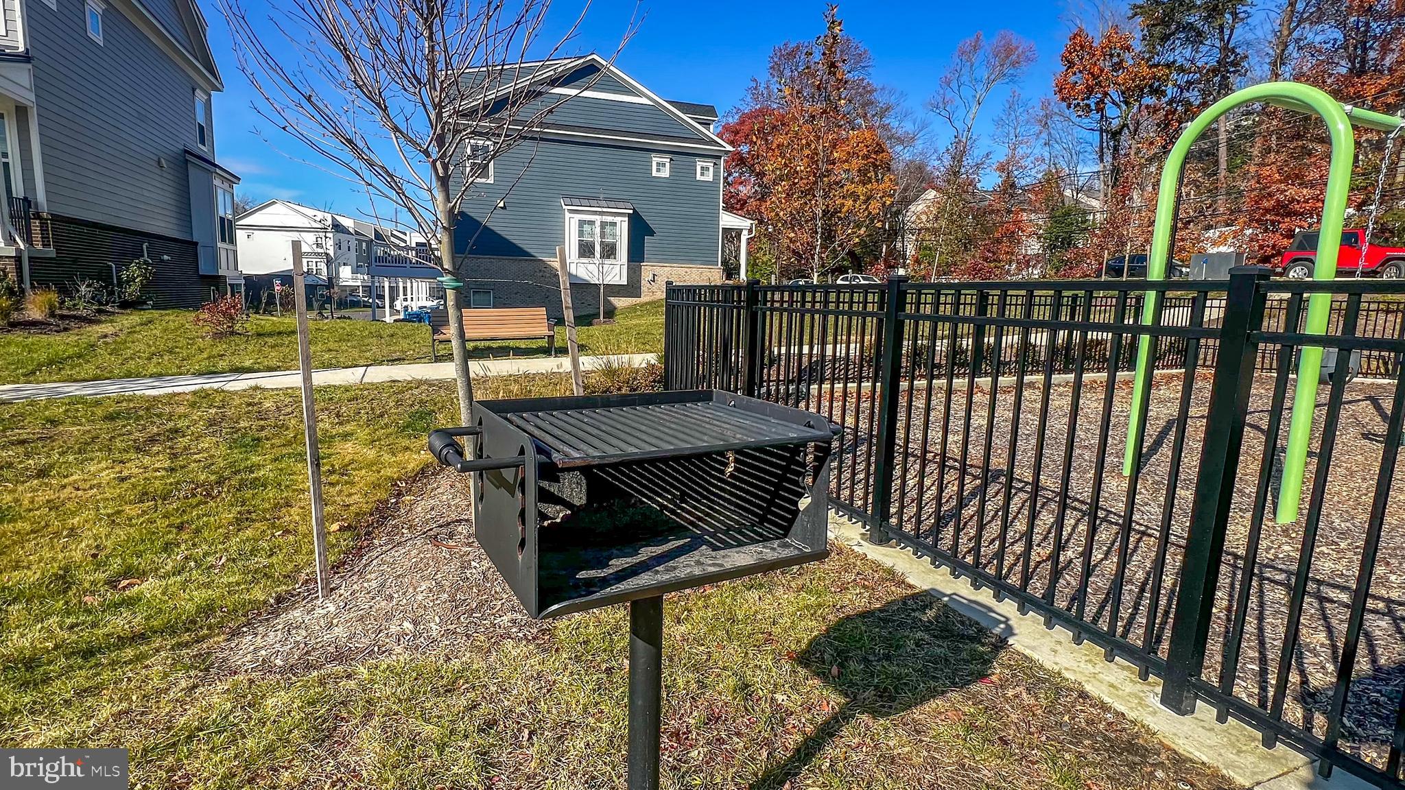 PARKSIDE PRESERVE - Residential