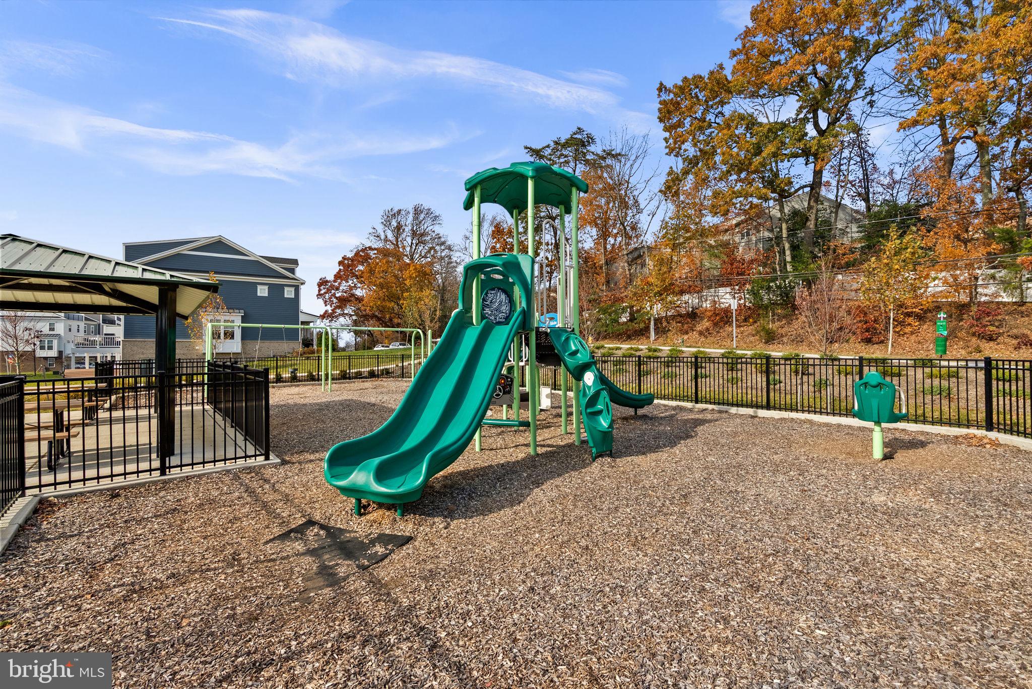 PARKSIDE PRESERVE - Residential