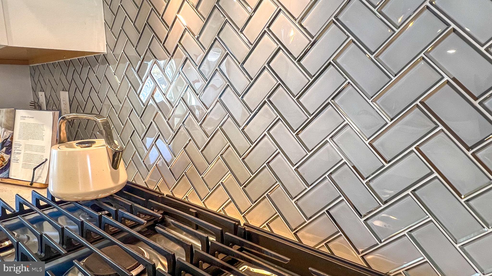 PARKSIDE PRESERVE - Residential