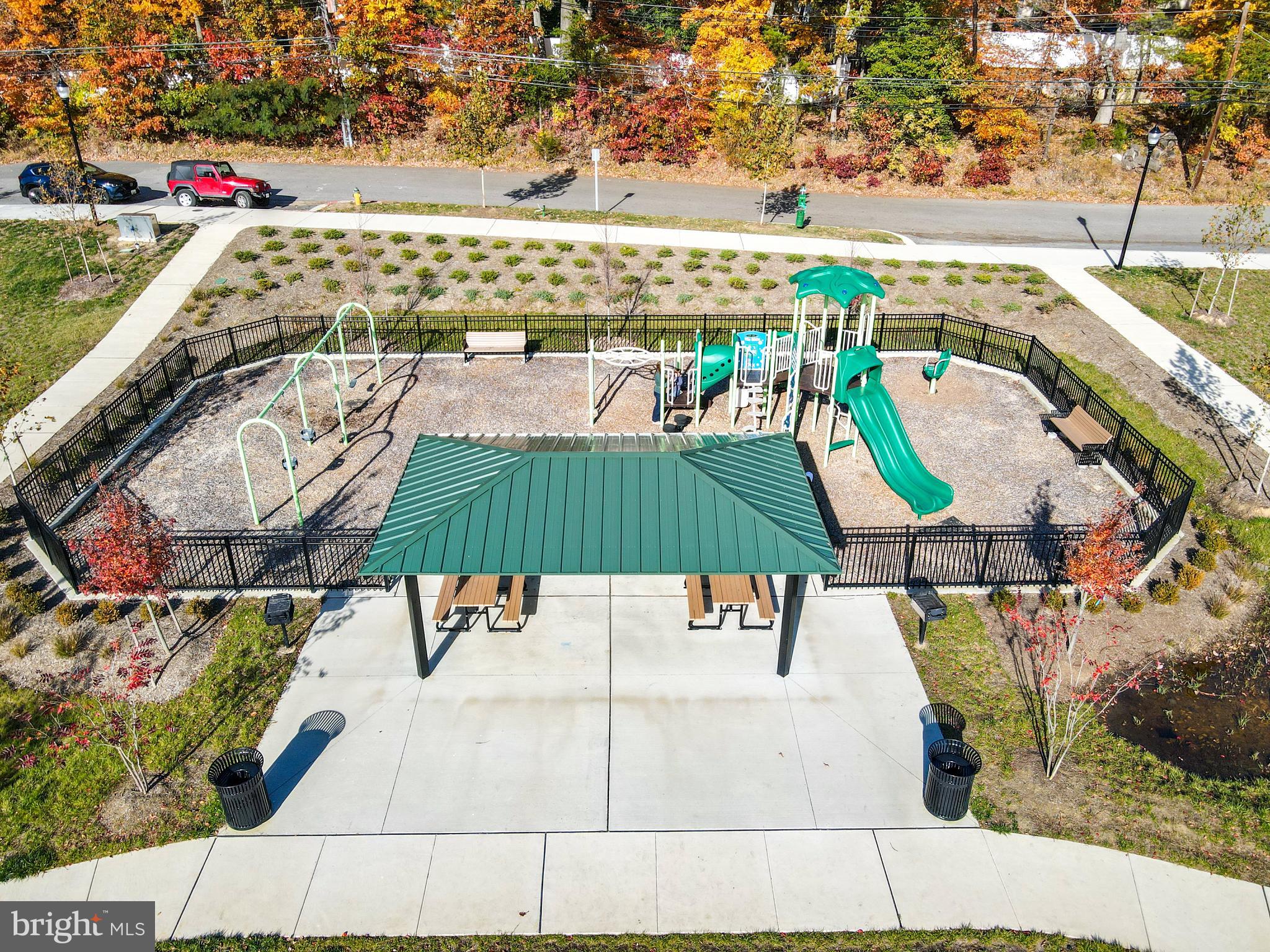 PARKSIDE PRESERVE - Residential