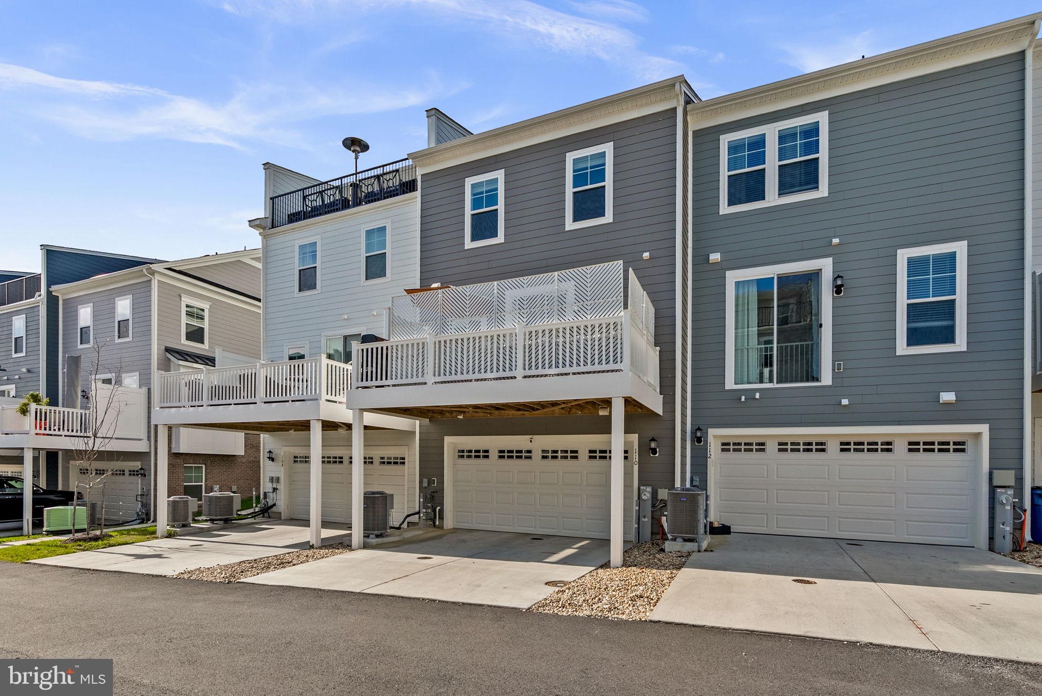 PARKSIDE PRESERVE - Residential