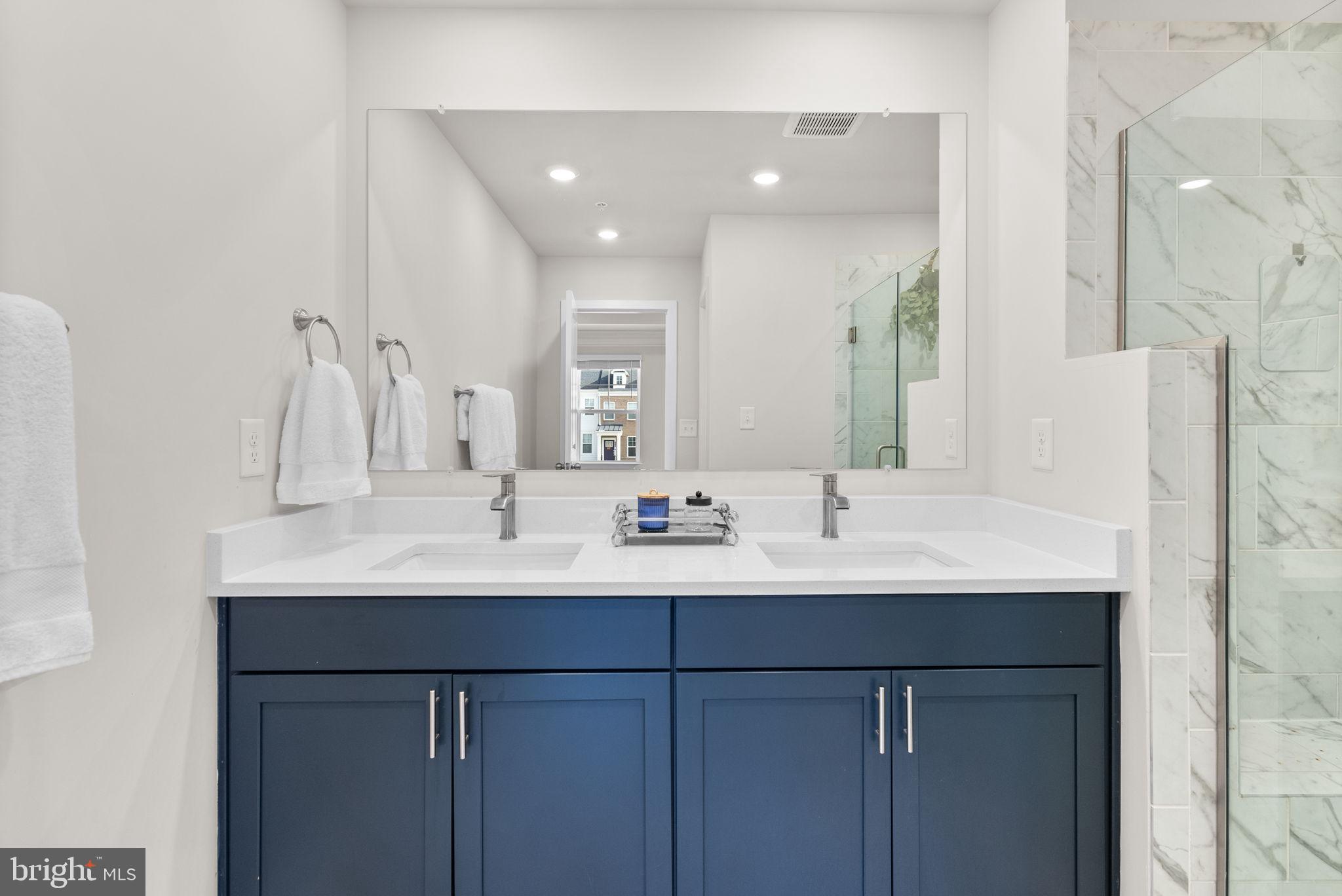 PARKSIDE PRESERVE - Residential