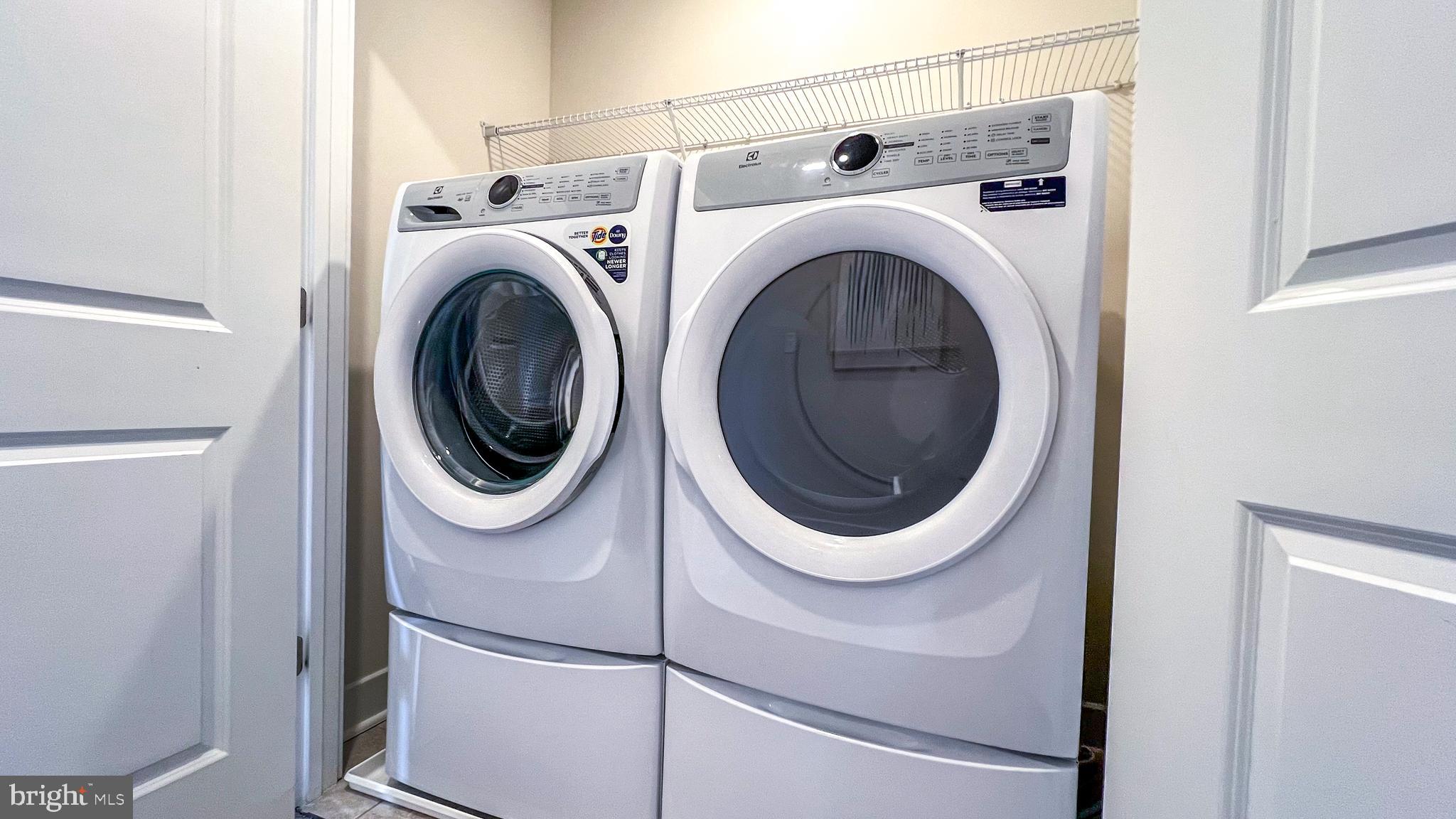 PARKSIDE PRESERVE - Residential