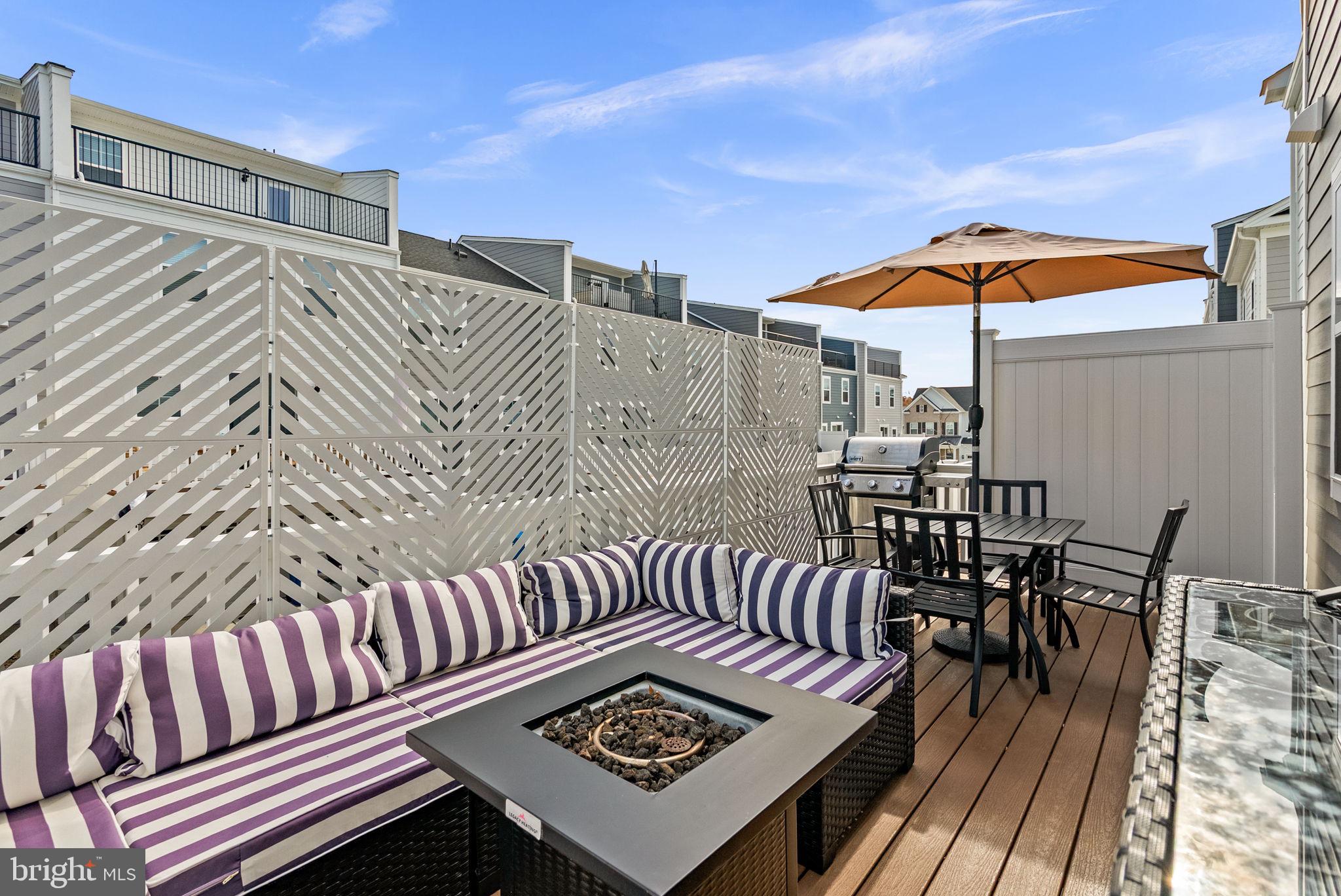 PARKSIDE PRESERVE - Residential