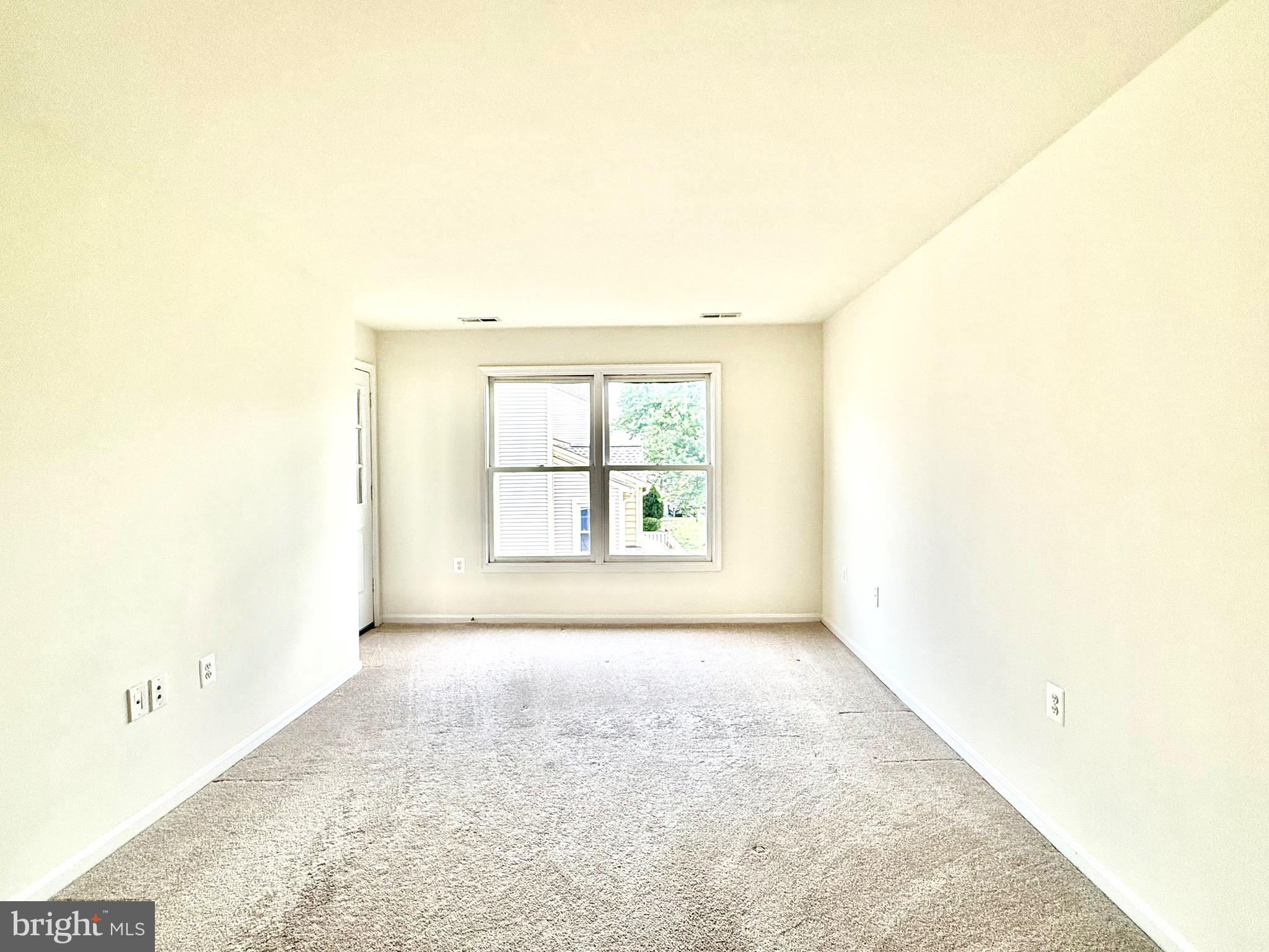 STONINGTON CONDOMINIUMS - Residential Lease