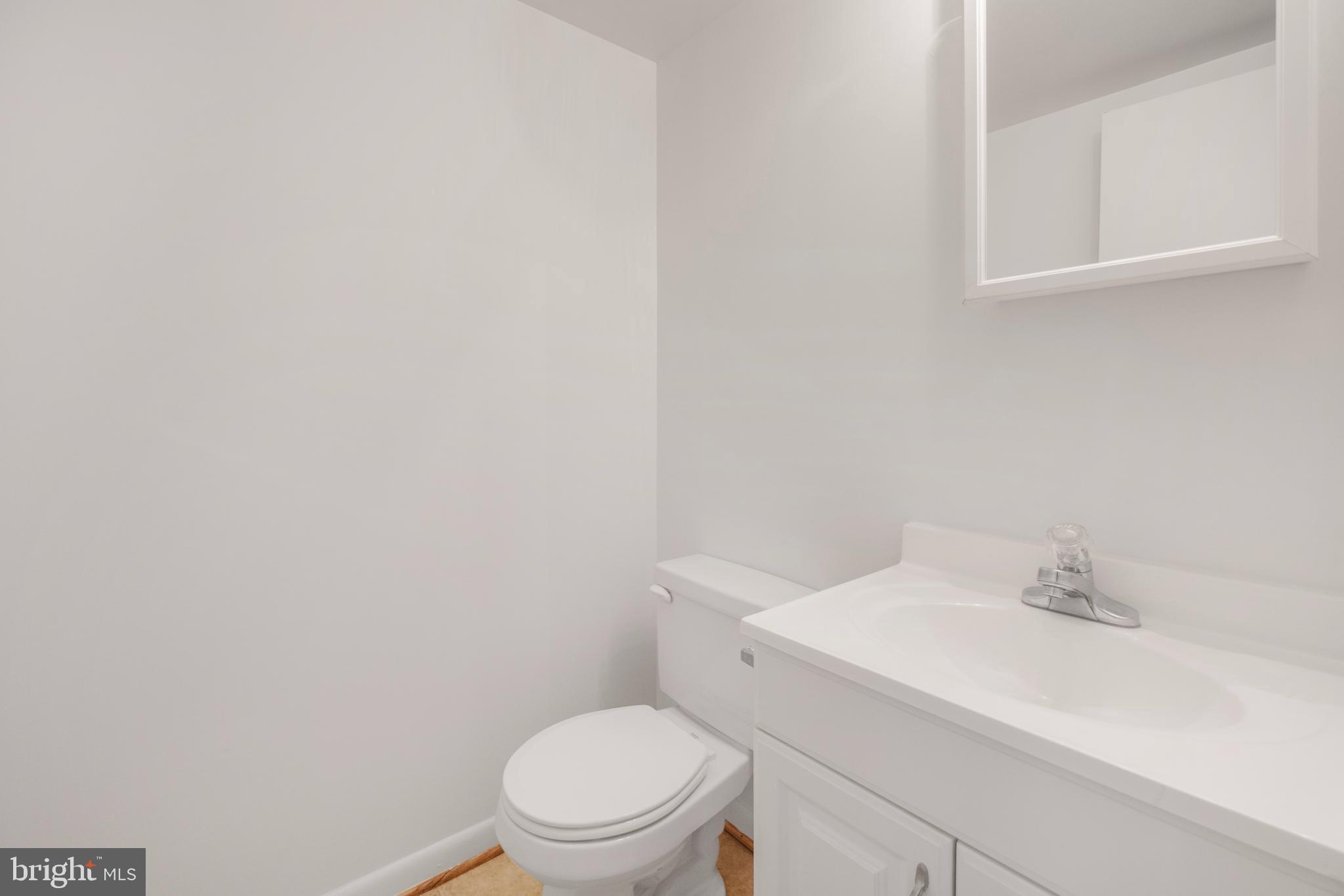 GLEN ORA - PLAT 9 - Residential Lease