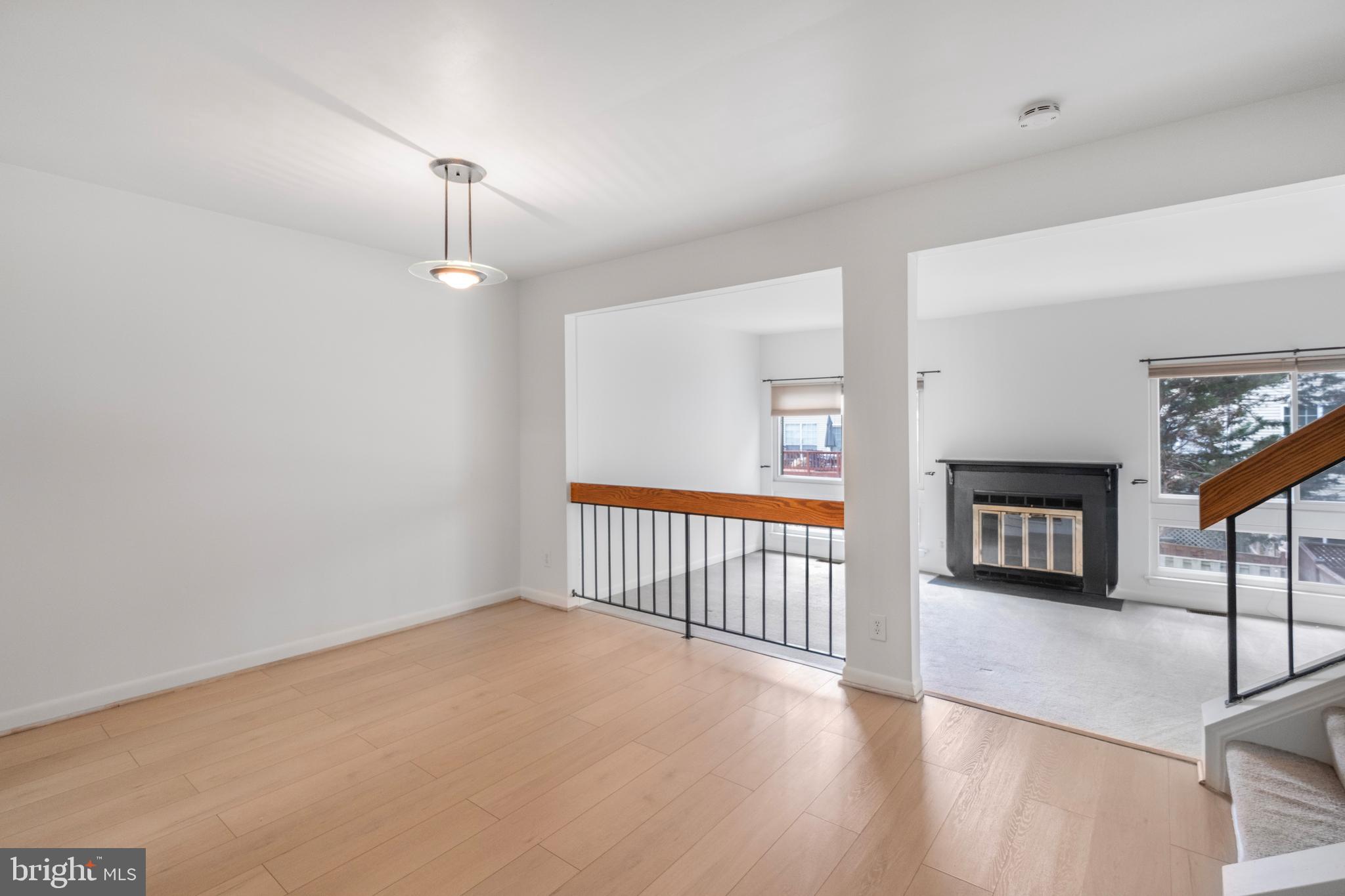 GLEN ORA - PLAT 9 - Residential Lease