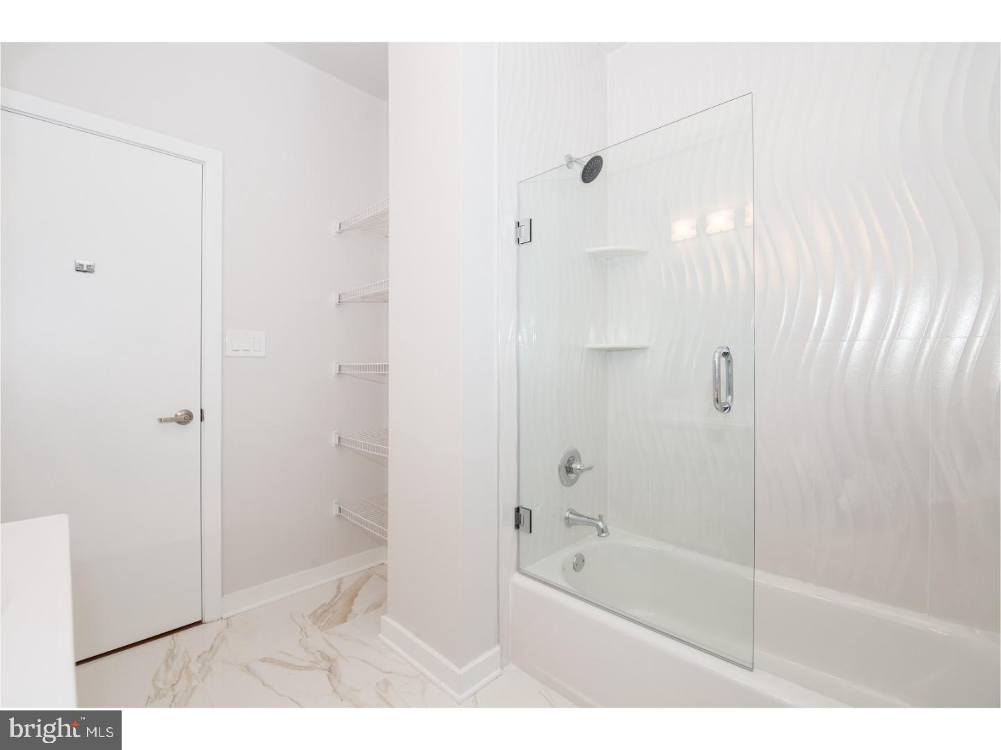 WEST POPLAR - Residential Lease