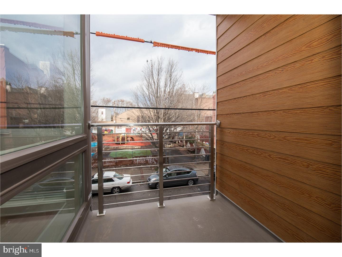 WEST POPLAR - Residential Lease