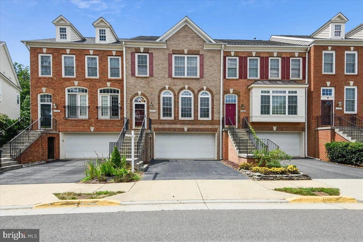 4686 Carisbrooke Lane, Fairfax, VA 22030