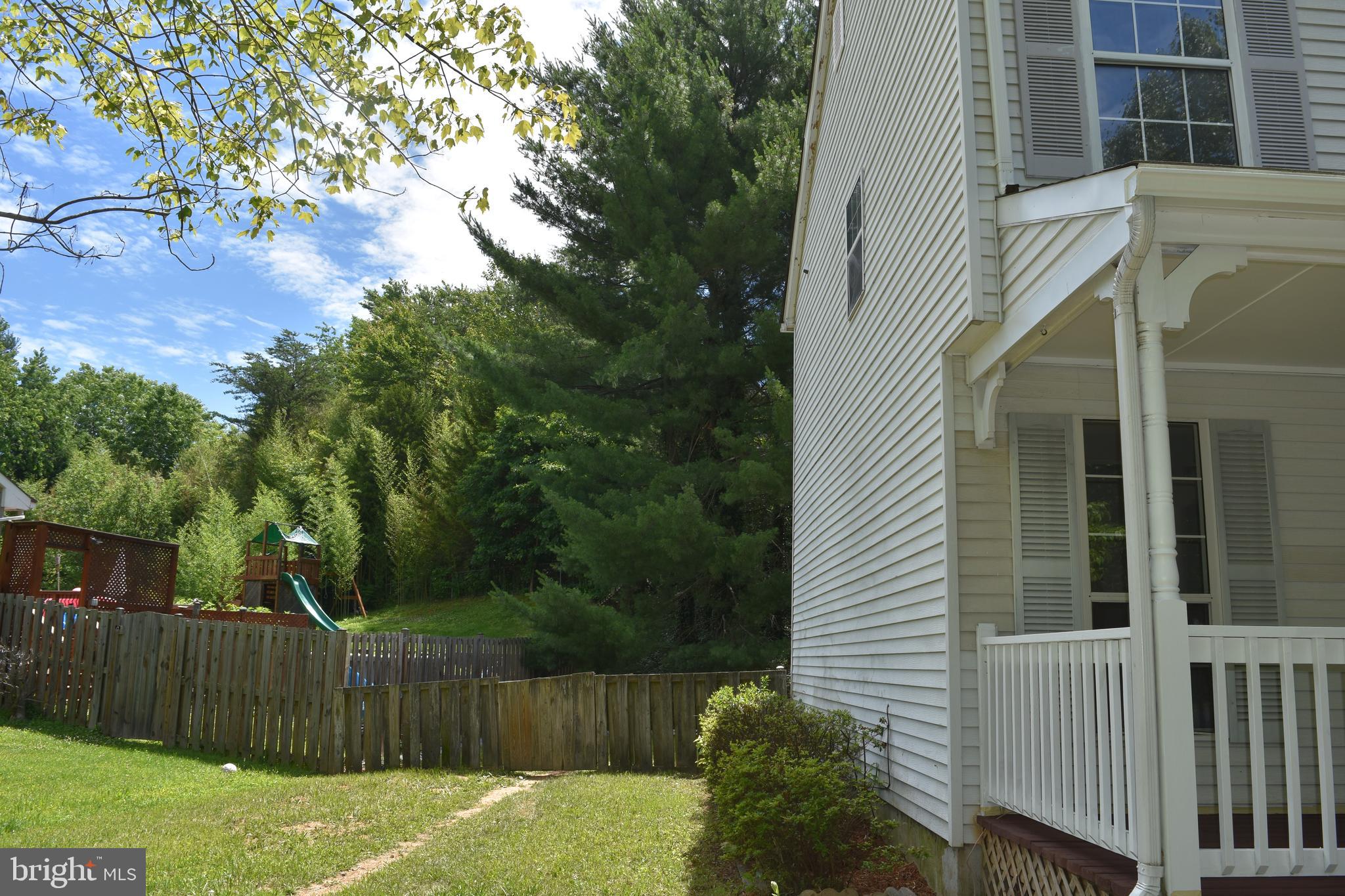 DALE CITY - Residential Lease