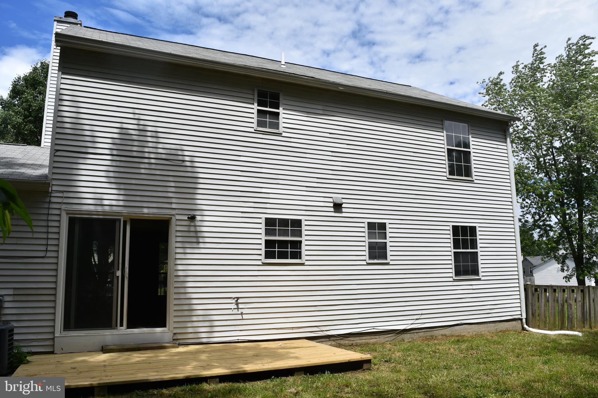 DALE CITY - Residential Lease