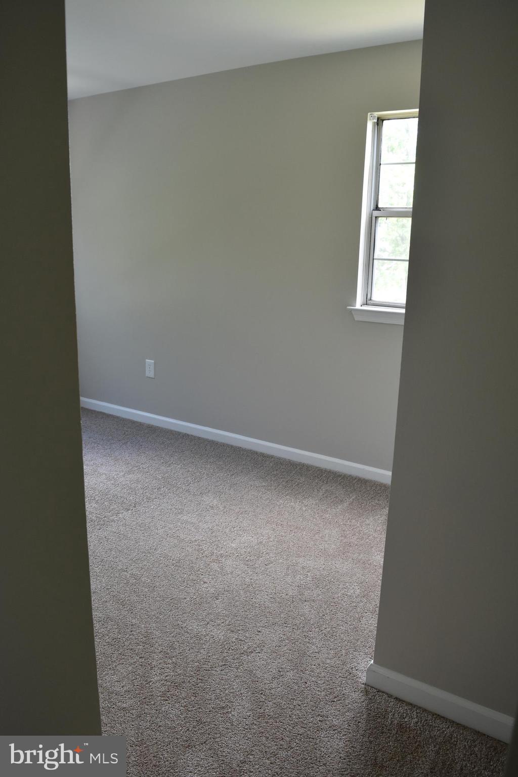 DALE CITY - Residential Lease