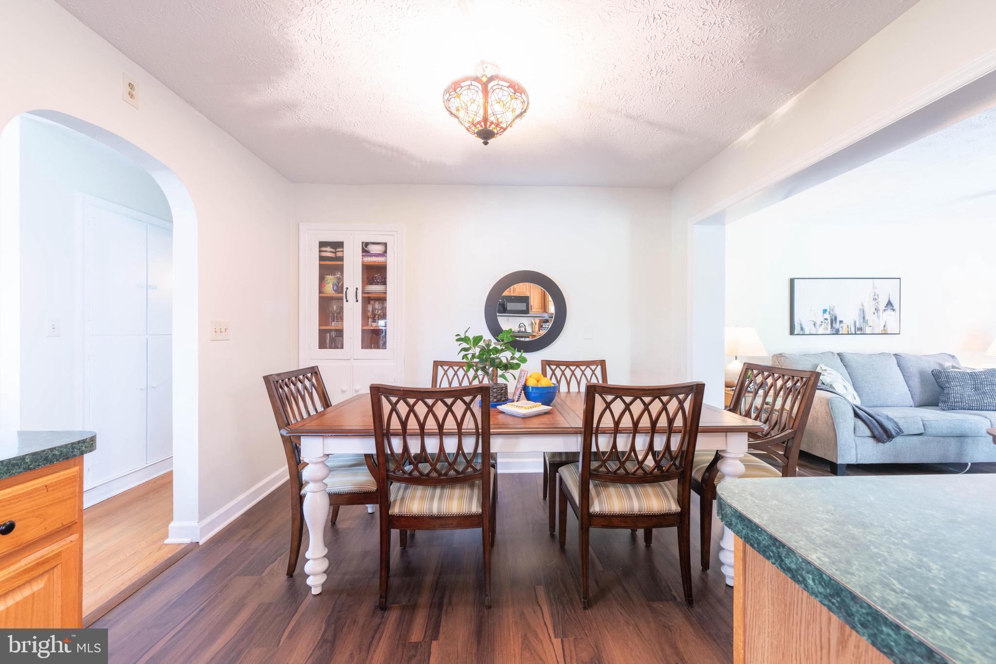 J WAYNE ADAMS - Residential