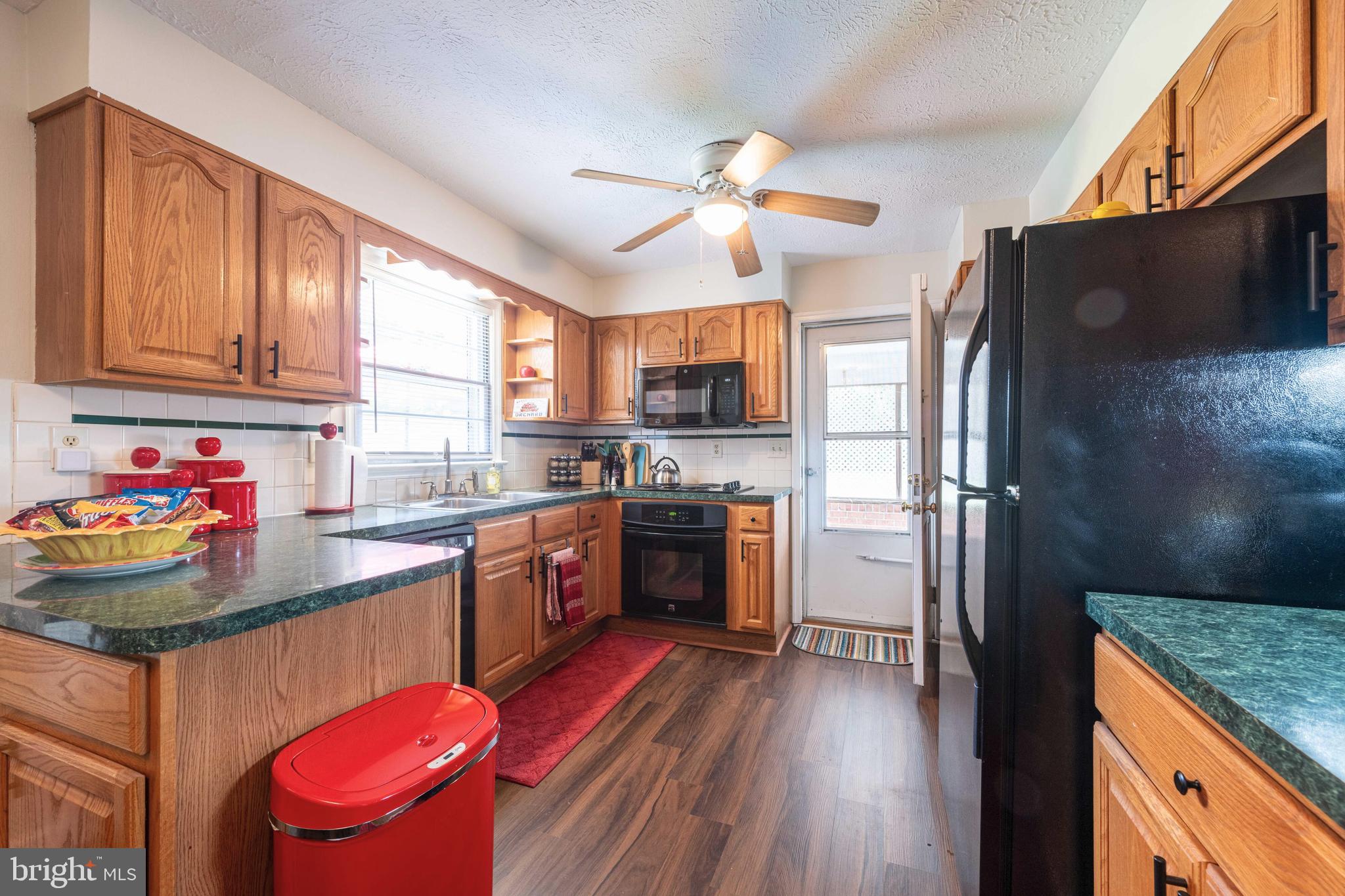 J WAYNE ADAMS - Residential