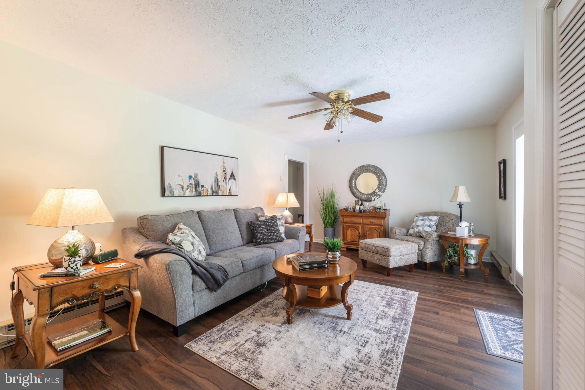 J WAYNE ADAMS - Residential