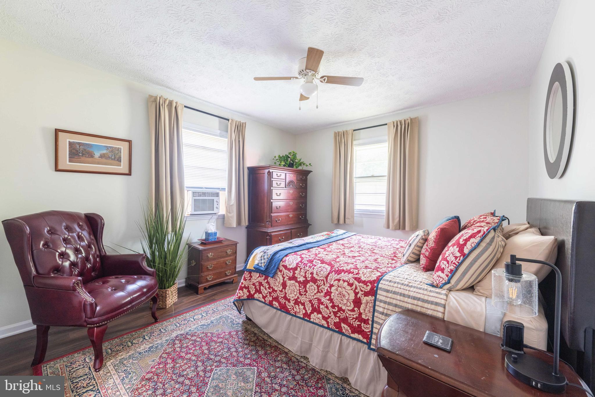 J WAYNE ADAMS - Residential