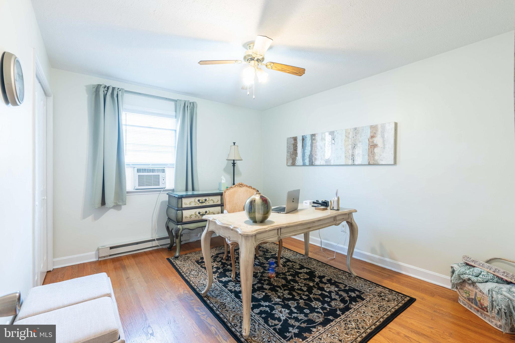 J WAYNE ADAMS - Residential