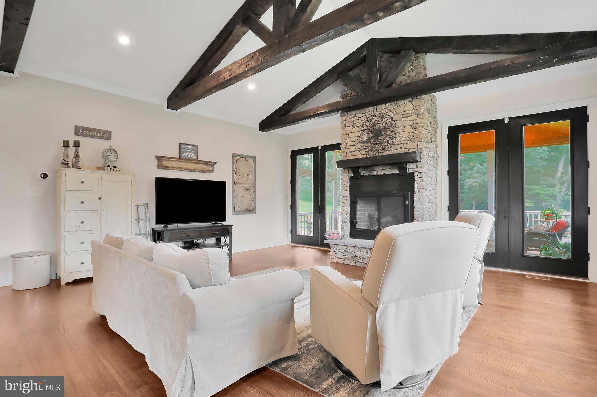 TIMBER RIDGE - Residential