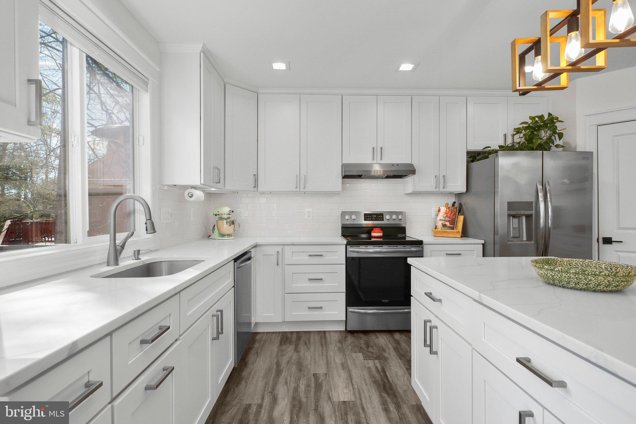 LAKE OF THE WOODS - Residential