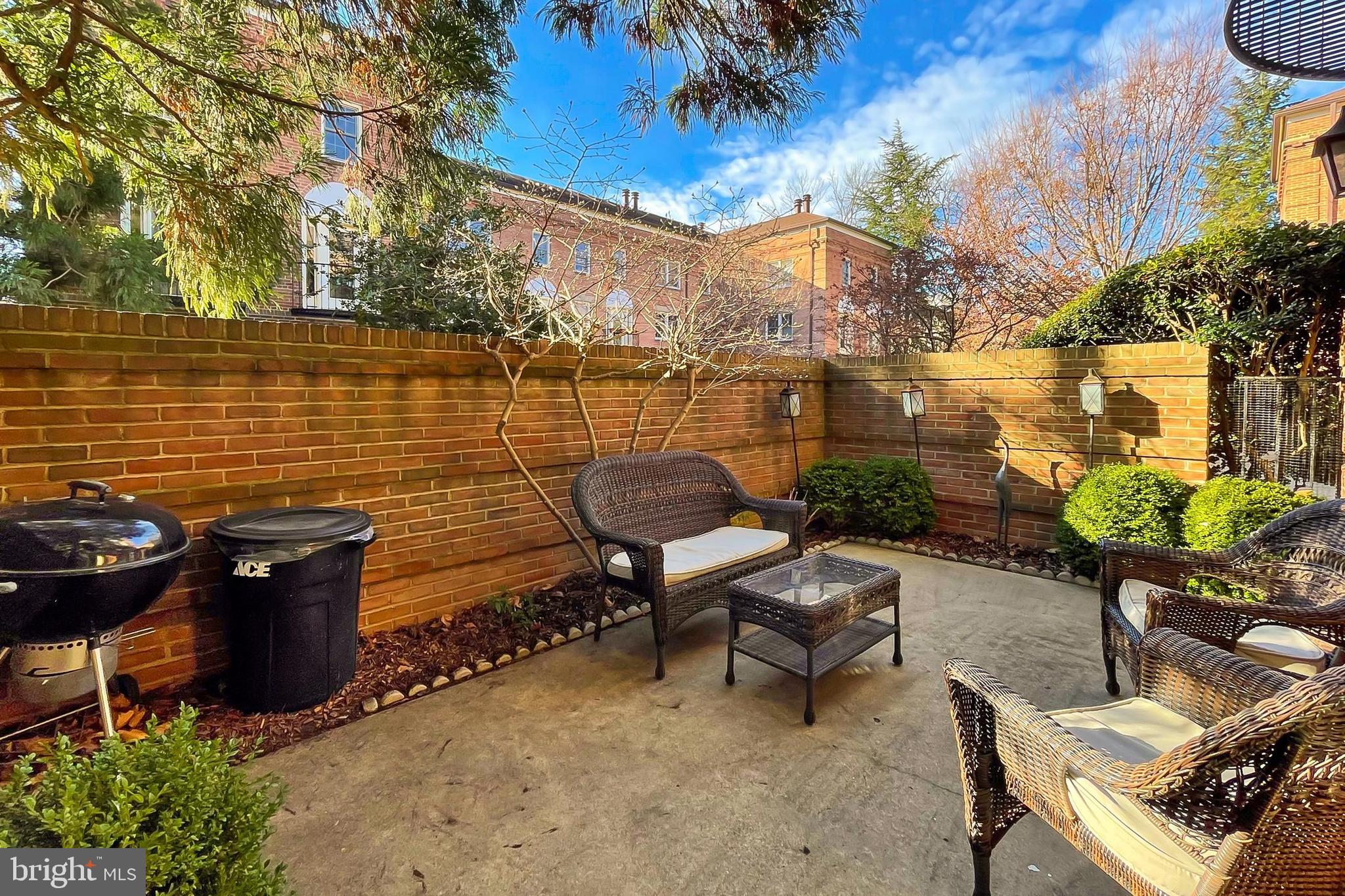 CANAL PLACE - Residential