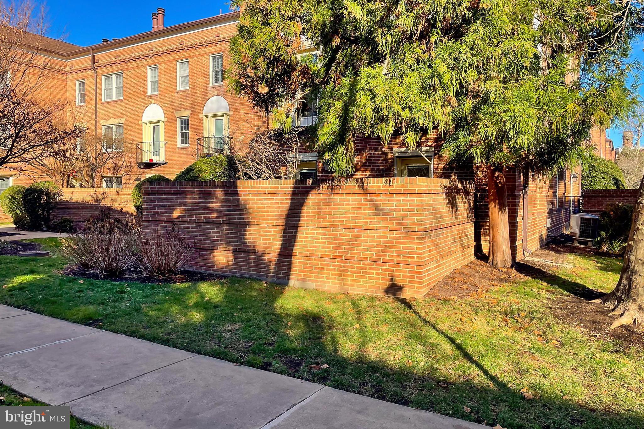 CANAL PLACE - Residential