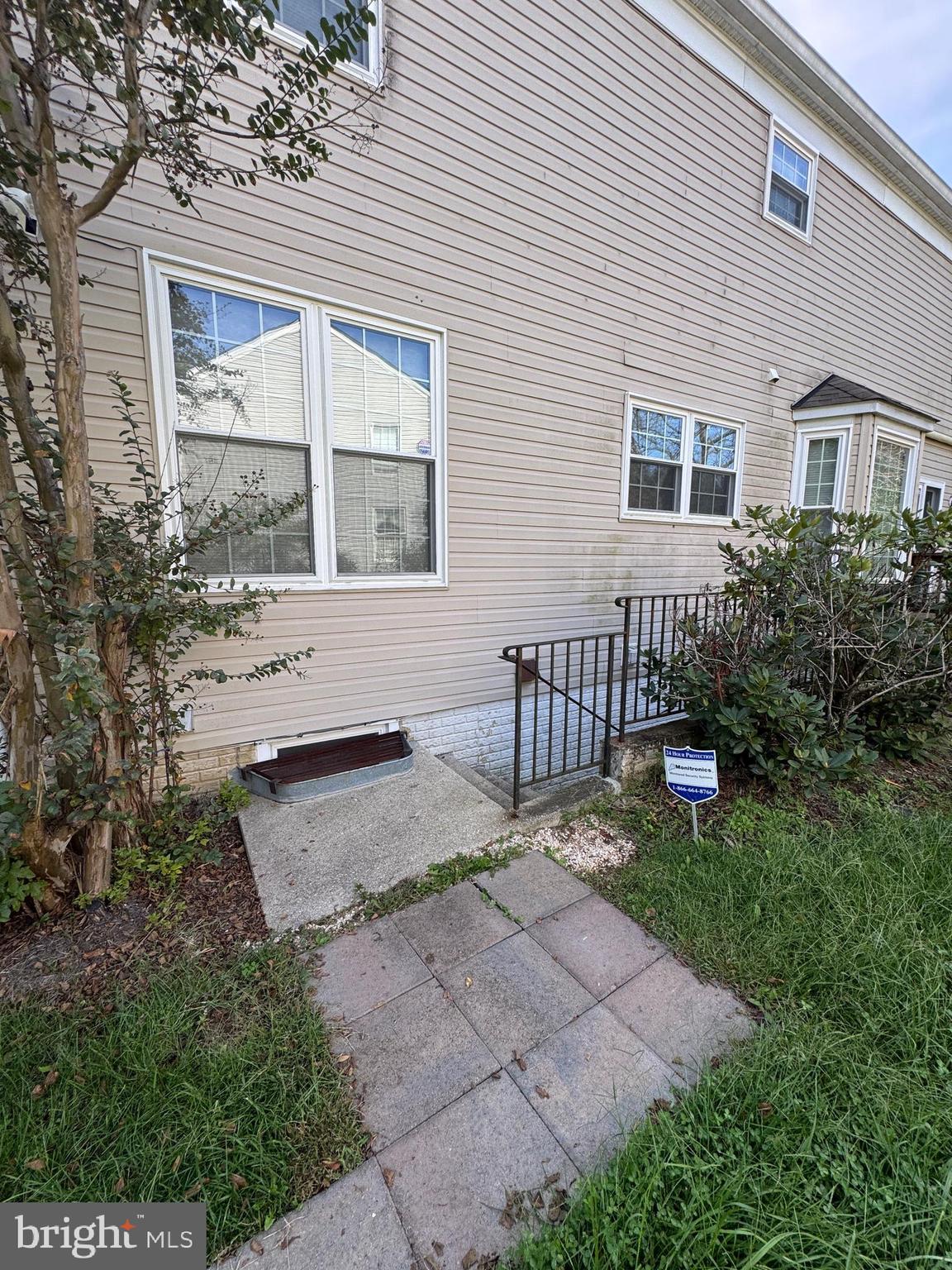 MITCHELLVILLE EAST - Residential Lease