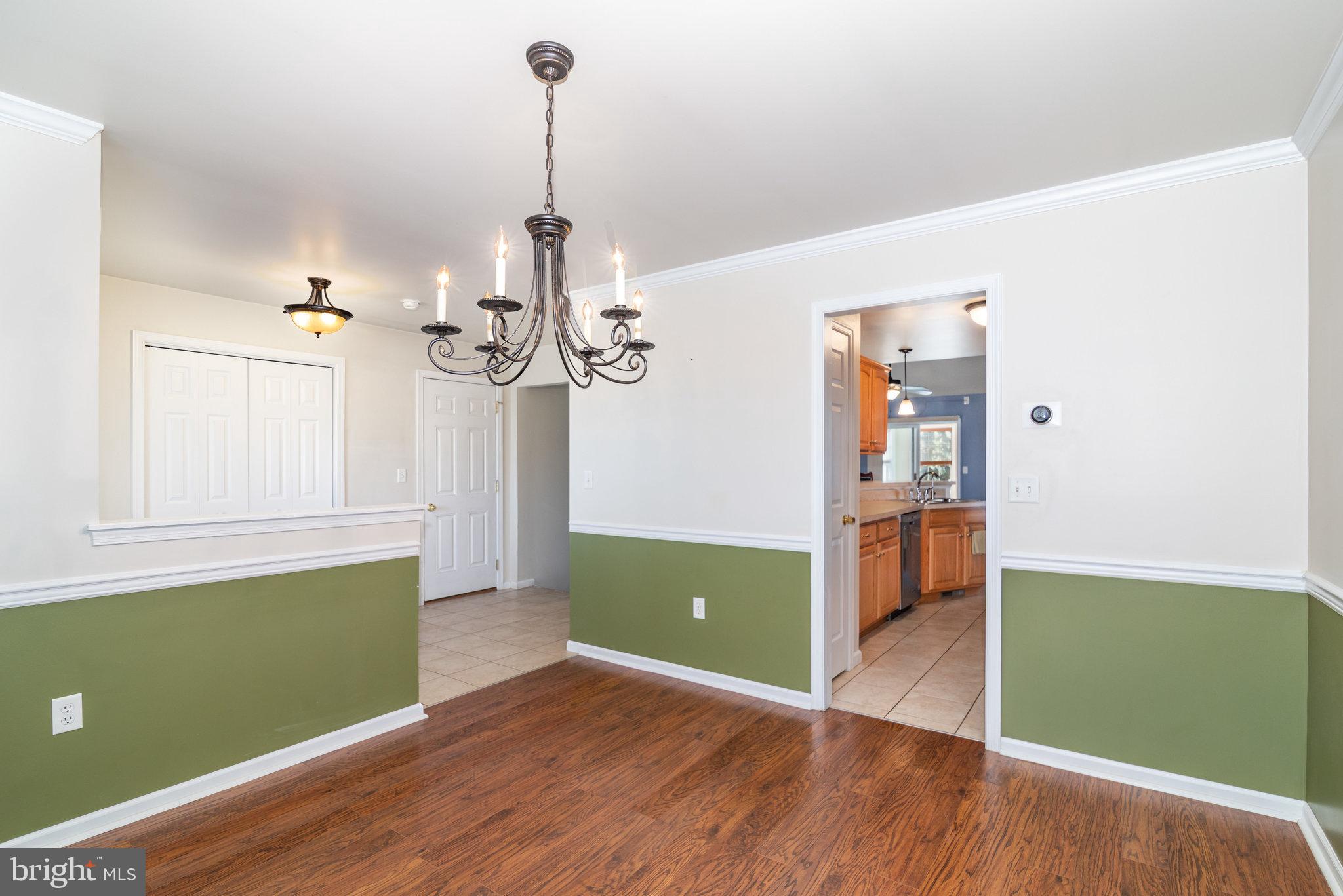 APPLE CREEK FARMS - Residential