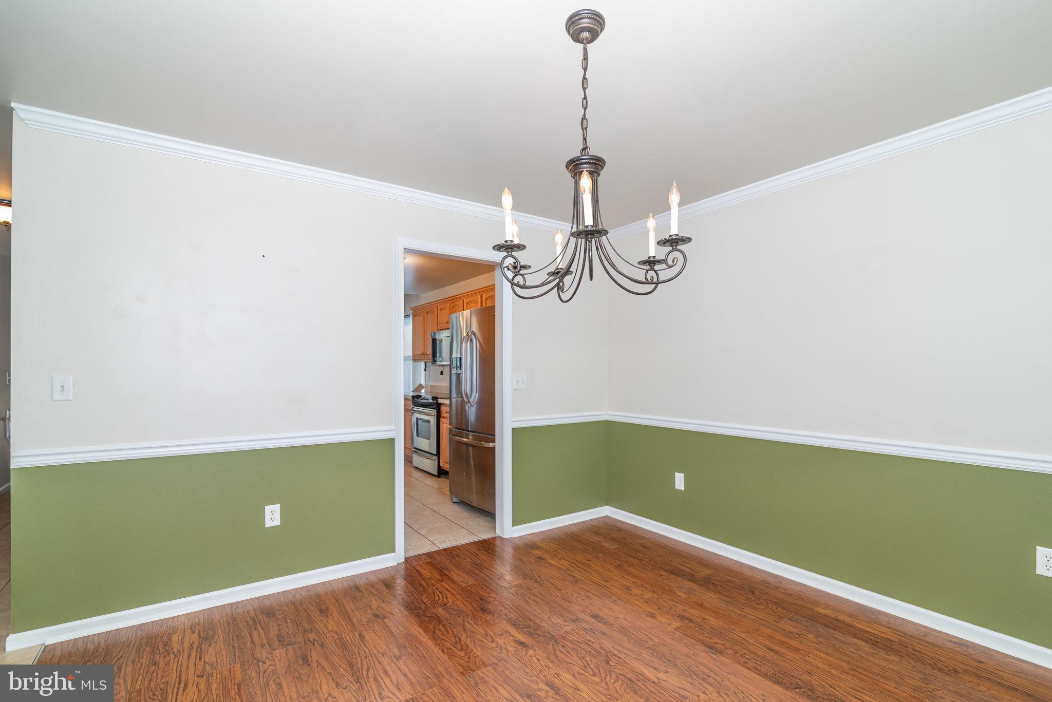 APPLE CREEK FARMS - Residential